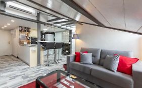 Luna Apartment
